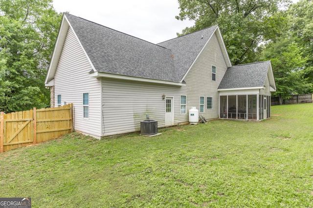 211 Cade Terrace, Warner Robins, GA 31088