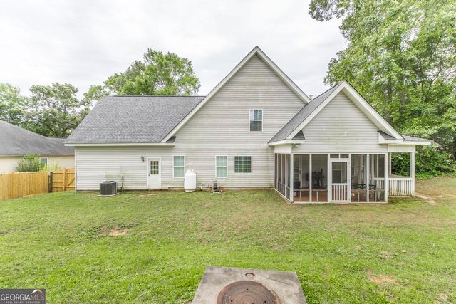 211 Cade Terrace, Warner Robins, GA 31088