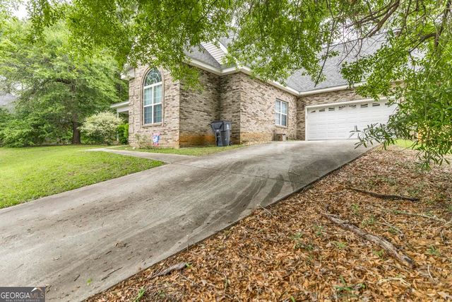 211 Cade Terrace, Warner Robins, GA 31088