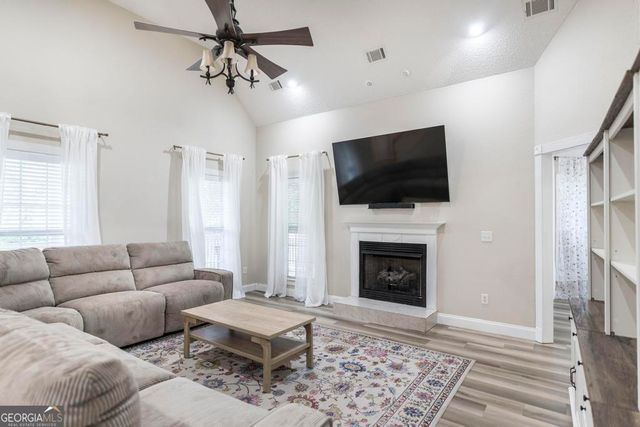211 Cade Terrace, Warner Robins, GA 31088
