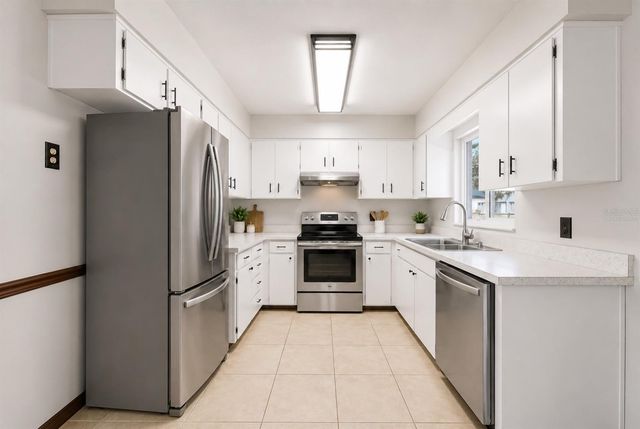 915 E MICHIGAN AVENUE, Deland, FL 32724