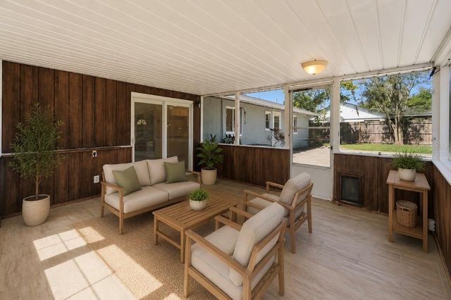 915 E MICHIGAN AVENUE, Deland, FL 32724