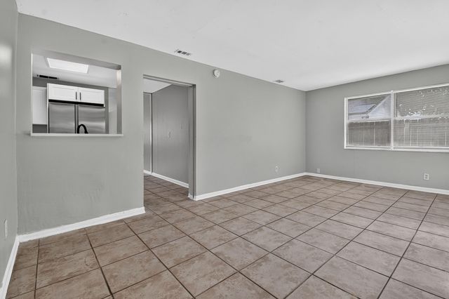 1037 W 28TH Street, Riviera Beach, FL 33404