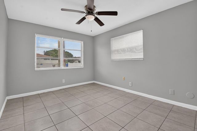 1037 W 28TH Street, Riviera Beach, FL 33404