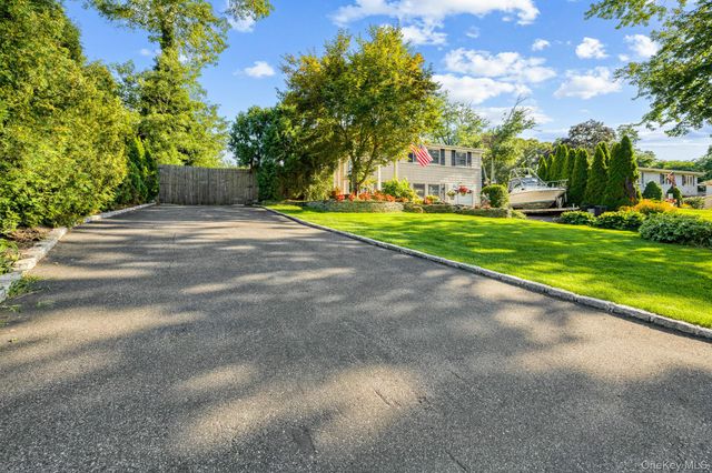 14 Fairway Drive, Port Jefferson Station, NY 11776
