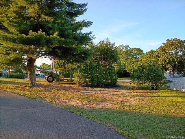 14 Fairway Drive, Port Jefferson, NY 11776