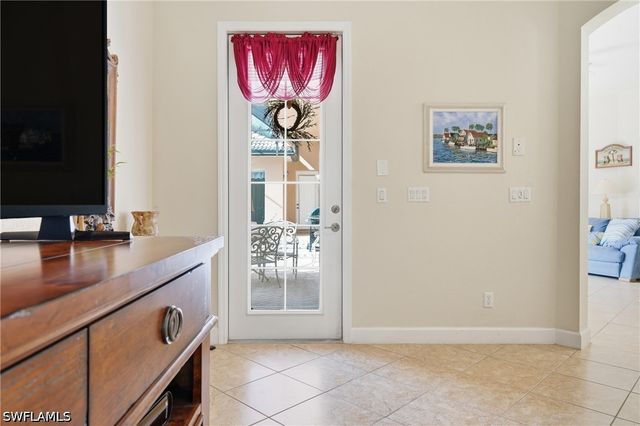 6116 Highwood Park LN, Naples, FL 34110