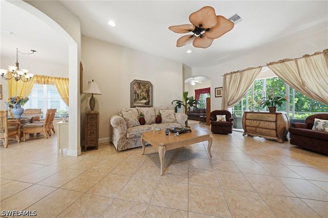 6116 Highwood Park LN, Naples, FL 34110