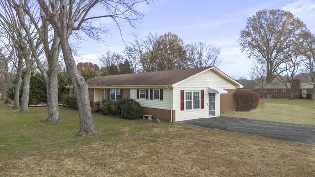 4636 Meadow Avenue NW, Cleveland, TN 37312