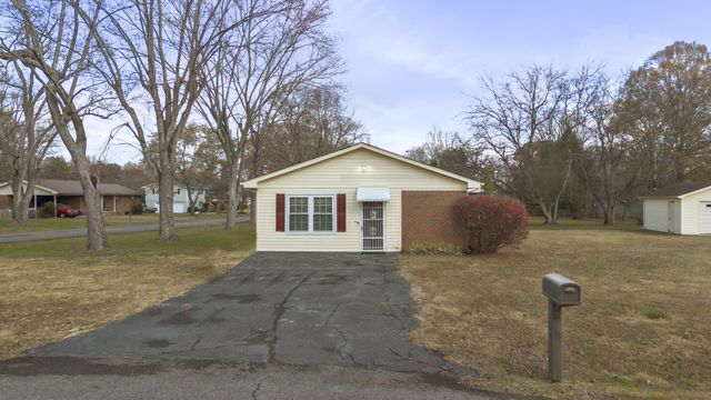 4636 Meadow Avenue NW, Cleveland, TN 37312