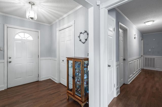 4636 Meadow Avenue NW, Cleveland, TN 37312