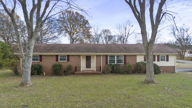 4636 Meadow Avenue NW, Cleveland, TN 37312