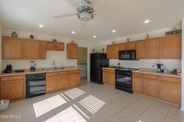533 W PRICKLY PEAR Drive, Casa Grande, AZ 85122