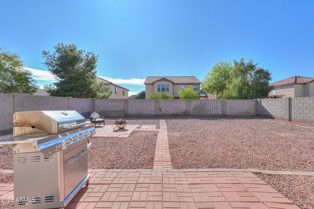 533 W PRICKLY PEAR Drive, Casa Grande, AZ 85122