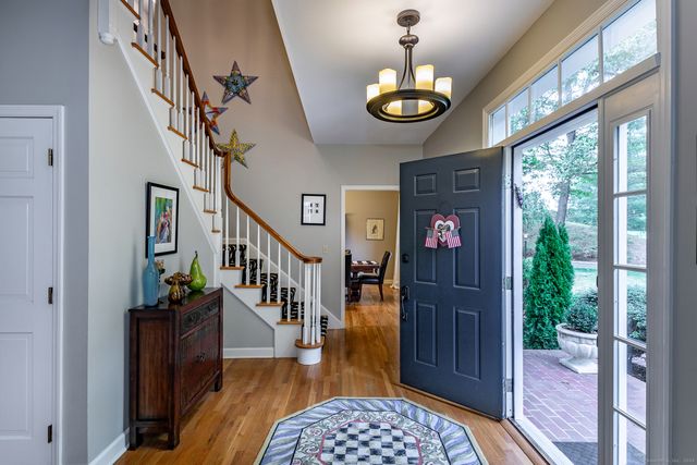 32 Sail Harbour Drive, New Fairfield, CT 06812