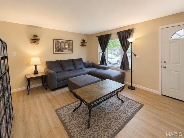 336 N 43rd Street, Belleville, IL 62226