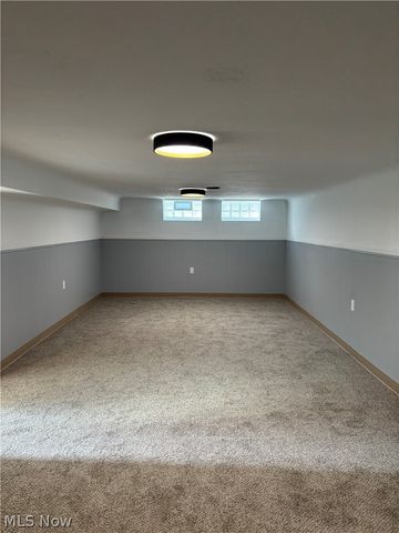 1574 Sunview Road, Lyndhurst, OH 44124