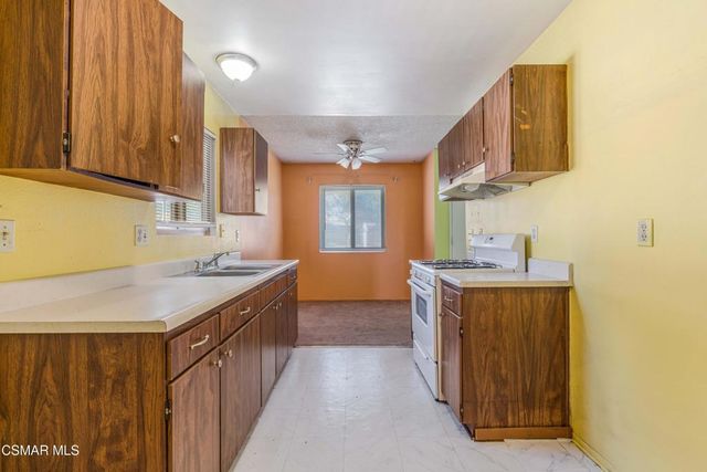 1421 Sequoia Avenue, Simi Valley, CA 93063