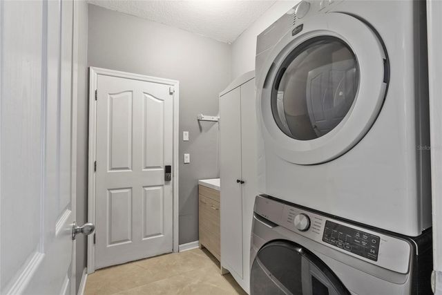 10602 ROCHESTER WAY, Tampa, FL 33626
