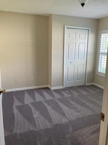 1065 S 13th Square, Vero Beach, FL 32960