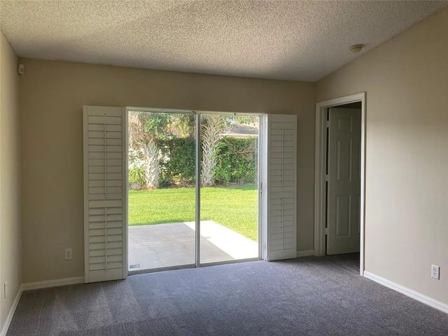 1065 S 13th Square, Vero Beach, FL 32960