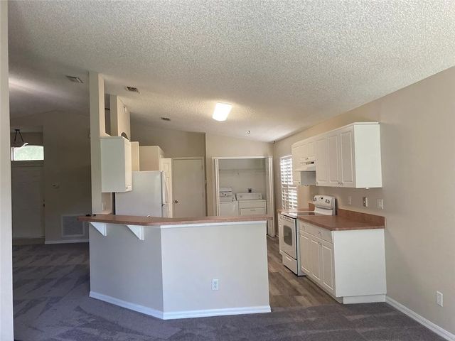1065 S 13th Square, Vero Beach, FL 32960