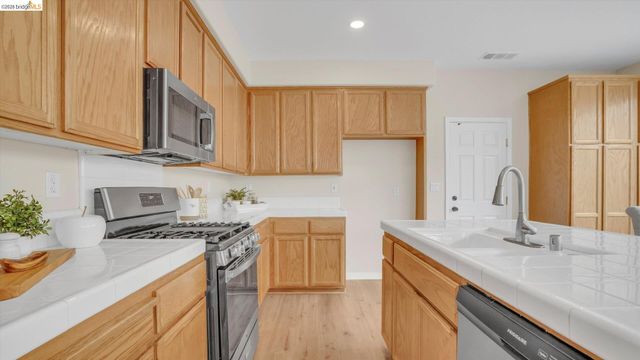 78 Guise WAY, Brentwood, CA 94513