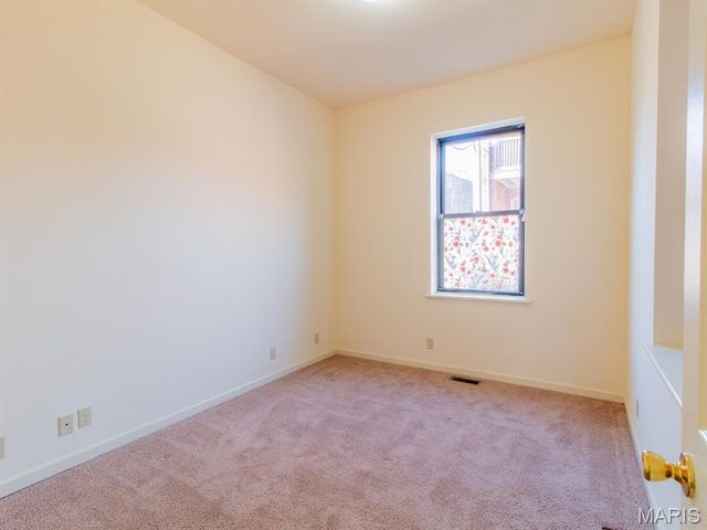 2007 S 11th Street, St Louis, MO 63104