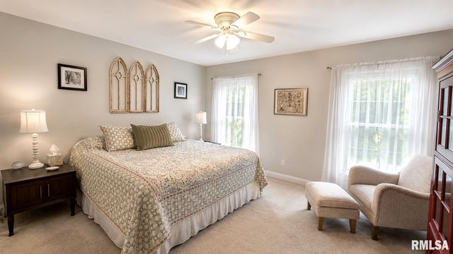6607 N Saint Marys Road, Peoria, IL 61614