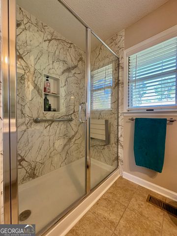 319 Greenbriar Drive, Byron, GA 31008