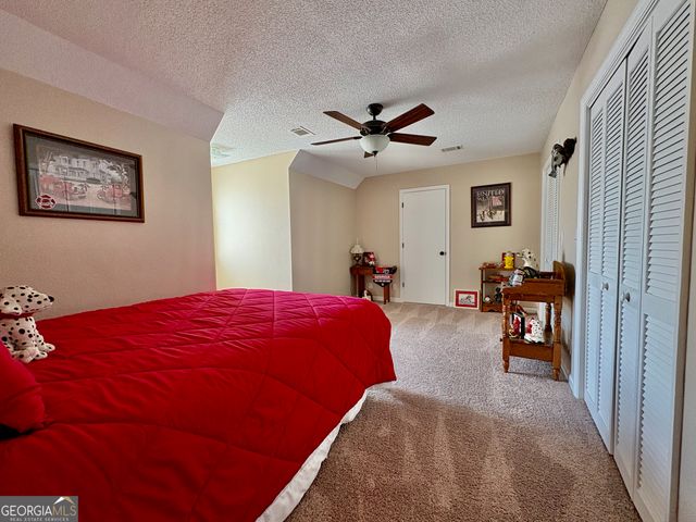 319 Greenbriar Drive, Byron, GA 31008