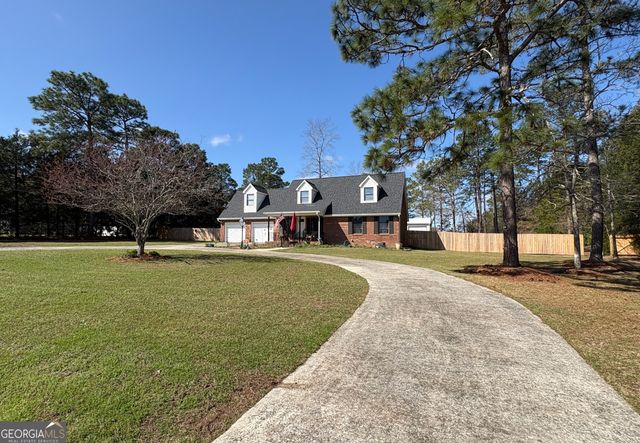 319 Greenbriar Drive, Byron, GA 31008