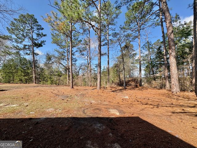 319 Greenbriar Drive, Byron, GA 31008