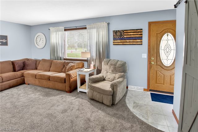 3802 Bramblewood Drive, Brunswick, OH 44212