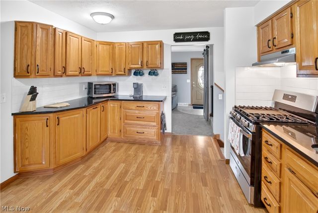 3802 Bramblewood Drive, Brunswick, OH 44212