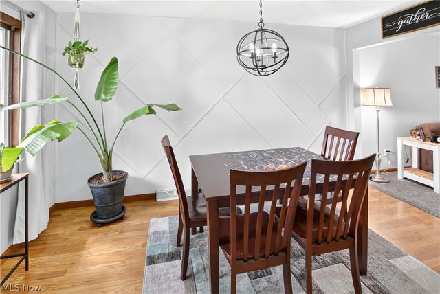 3802 Bramblewood Drive, Brunswick, OH 44212