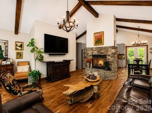 77 E Lake Dr East Lake Drive 18, Fairview, NC 28730