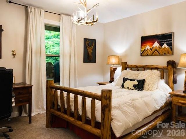 77 E Lake Dr East Lake Drive 18, Fairview, NC 28730