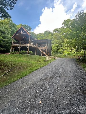 77 E Lake Dr East Lake Drive 18, Fairview, NC 28730