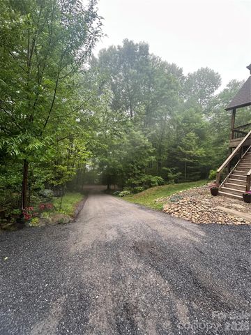 77 E Lake Dr East Lake Drive 18, Fairview, NC 28730