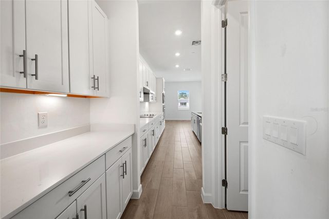 19227 SCALLOP LOOP, Lakewood Ranch, FL 34211