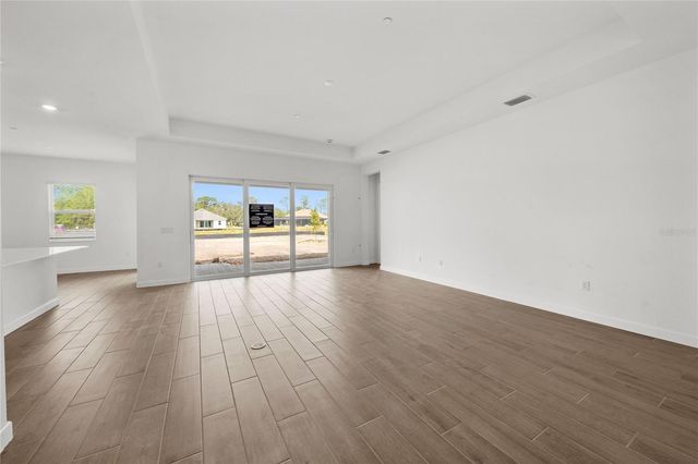 19227 SCALLOP LOOP, Lakewood Ranch, FL 34211