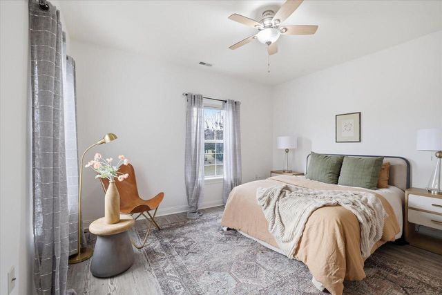 2253 W Vista Bella DRIVE, Oak Creek, WI 53154