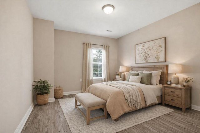 2253 W Vista Bella DRIVE, Oak Creek, WI 53154