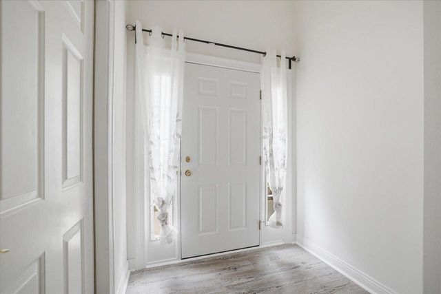 2253 W Vista Bella DRIVE, Oak Creek, WI 53154