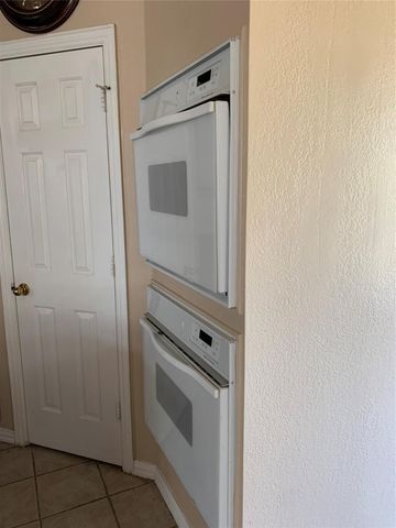 2505 Rodeo Court, Garland, TX 75044