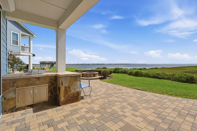 4906 Allen Cay Drive, Texas City, TX 77590