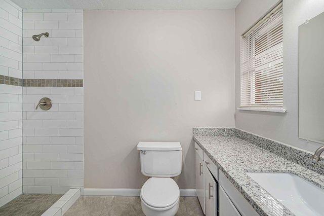 1508 N San Jacinto Street, Conroe, TX 77301