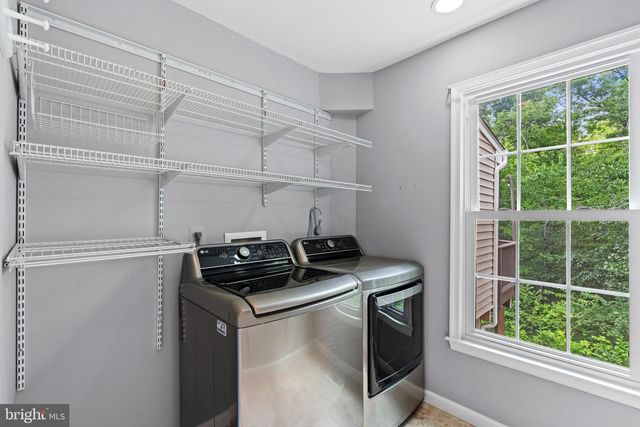 6836 COMPTON HEIGHTS CIR, Clifton, VA 20124