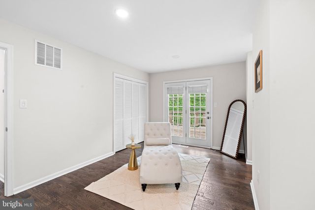 6836 COMPTON HEIGHTS CIR, Clifton, VA 20124